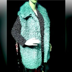 Lady’s vest size L